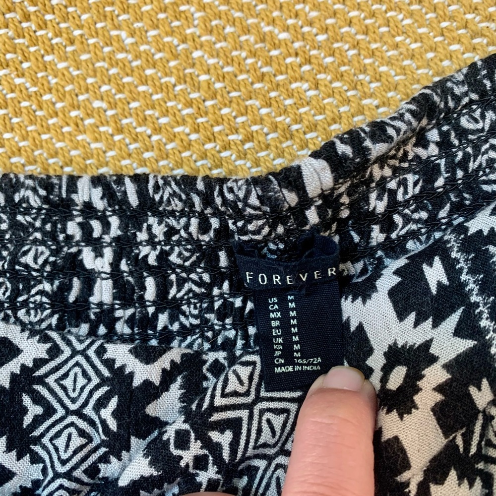 Shorts - Picture 4 of 4